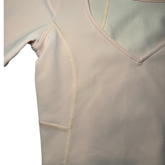 Lululemon Ribbed Contoured V-Neck Crop Top Sz 4 Malibu Peach Yoga Active - Picture 7 of 10